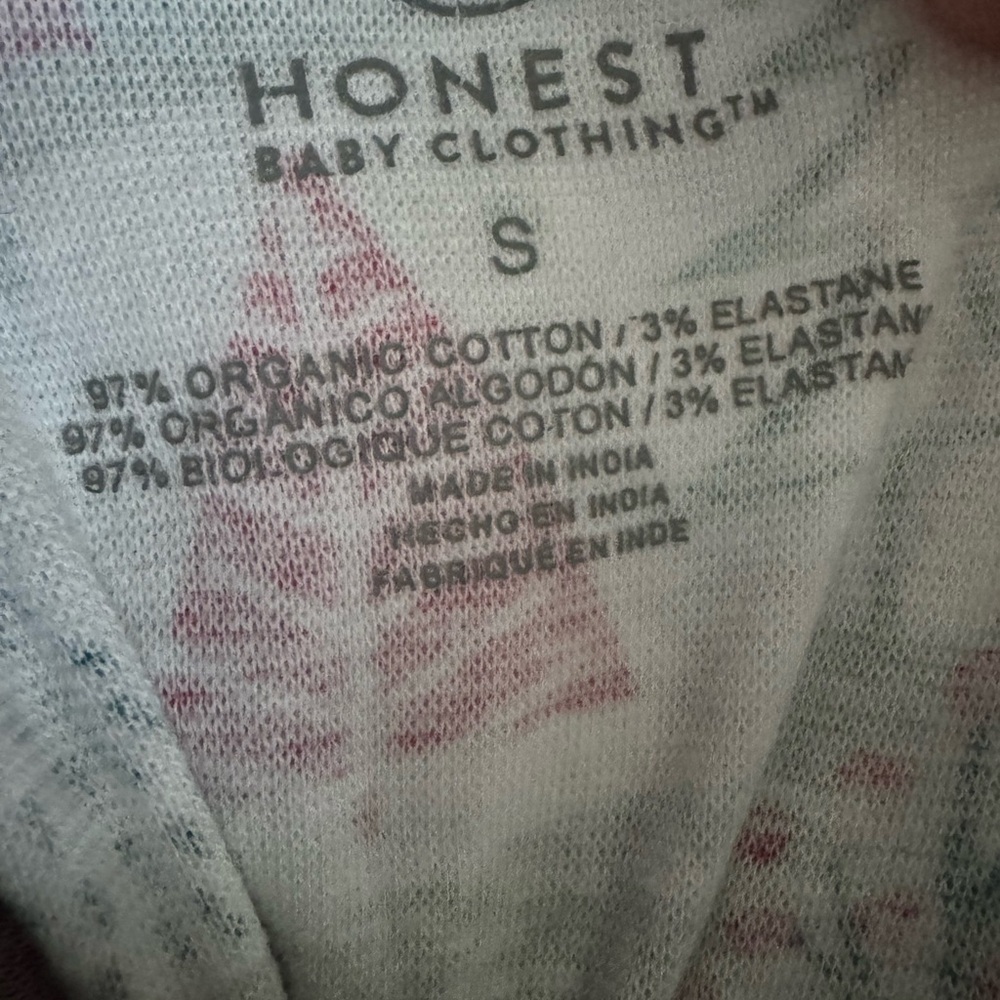 The Honest Company Pajama Set - Green and Pink Tree Pattern - Picture 3 of 4